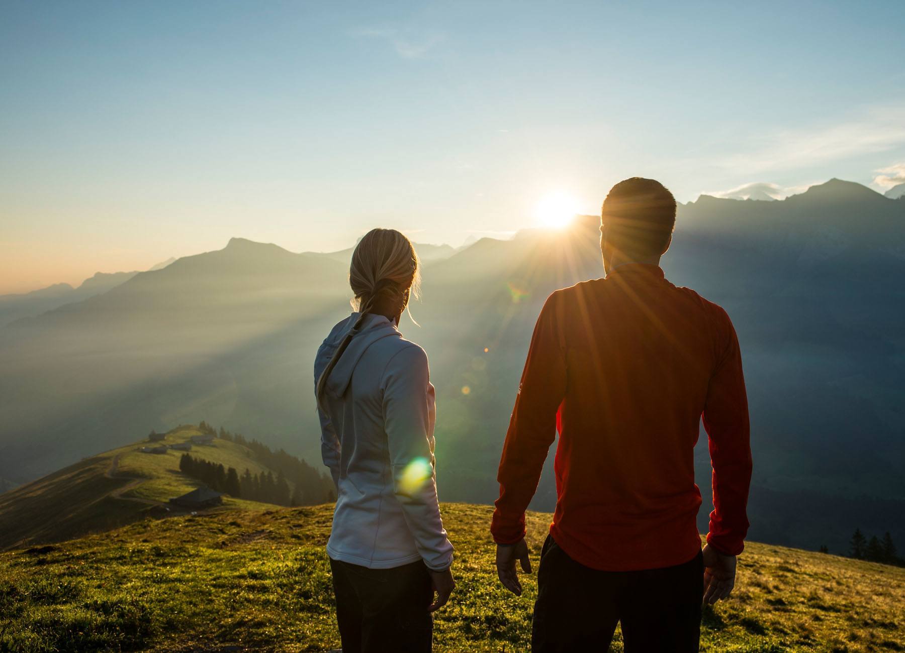 Sonnenaufgang in Adelboden